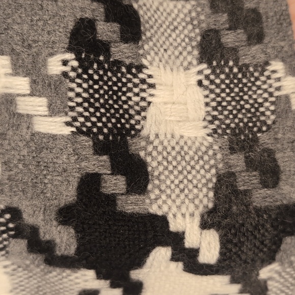 Loft Ann Taylor Black and White tweed Skirt Size Large - Picture 3 of 12